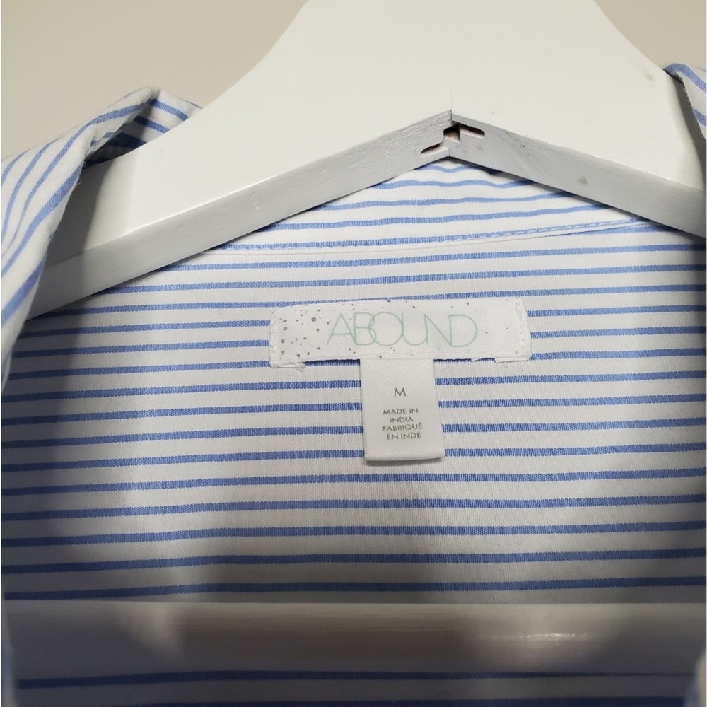 ABOUND | Ruffle Button Blouse | M - Picture 7 of 7